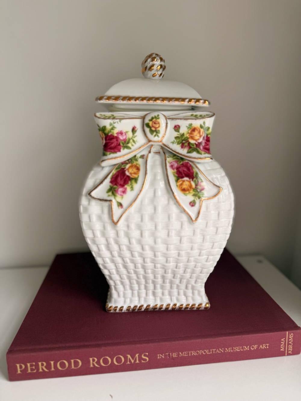 Royal Albert White Basketweave Porcelain Jar with Floral Bow and Gold Trim